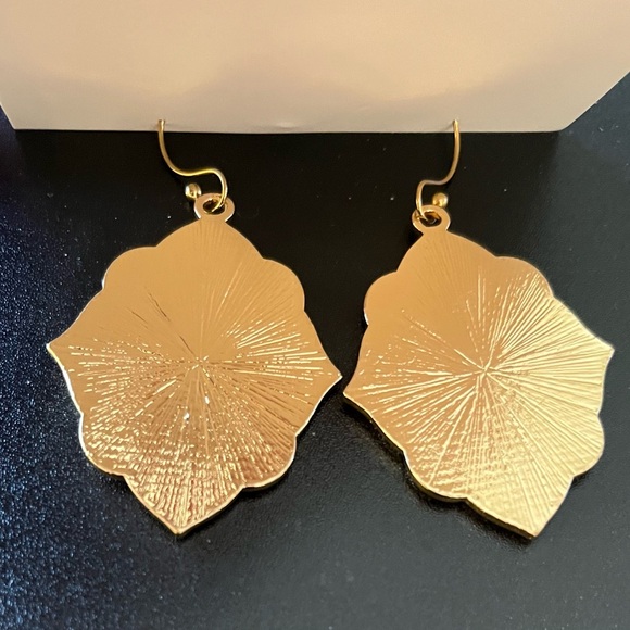 Spring Flower Earrings - Picture 4 of 6